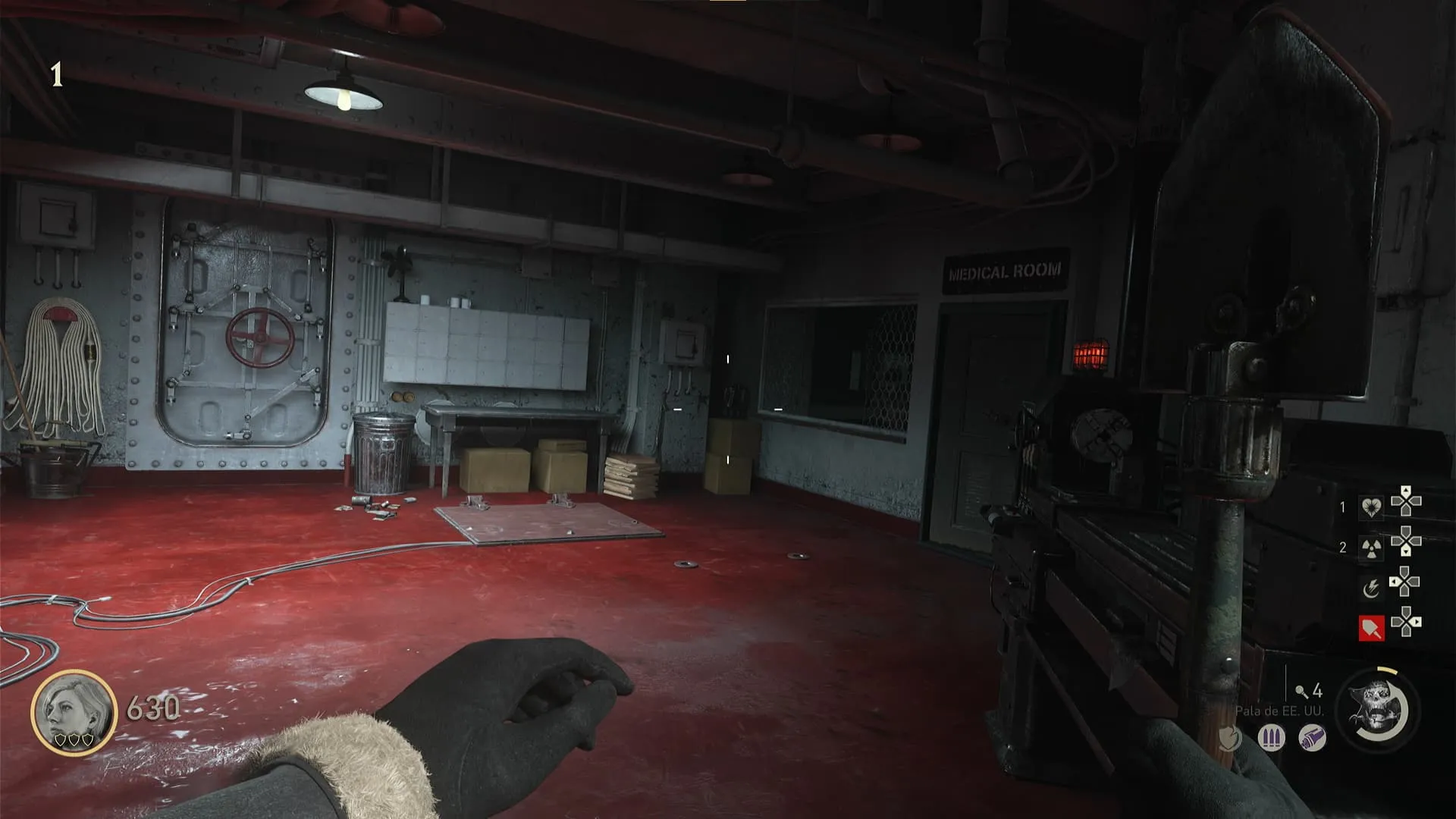 Batería a la izquierda de Pack-A-Punch en Barracks